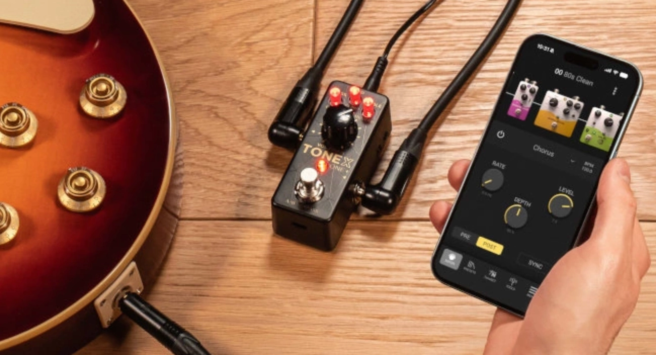 IK Multimedia представляет TONEX ONE с беспроводным управлением и поддержкой MIDI