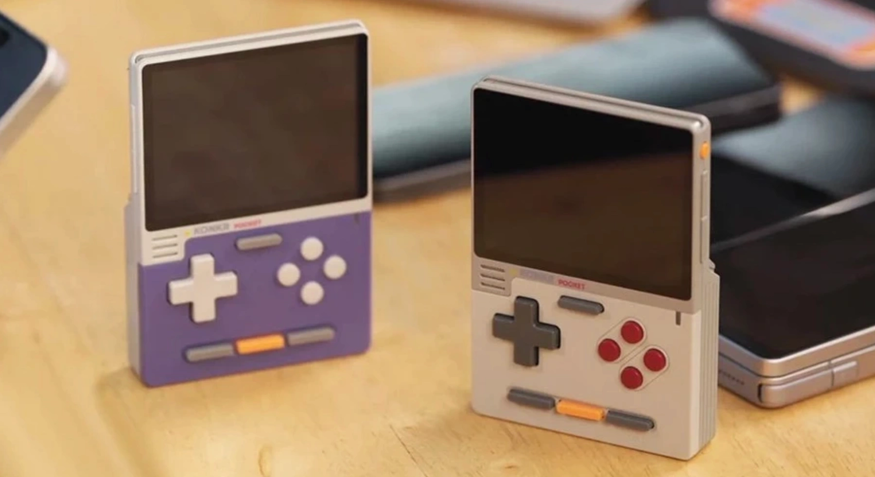 AYANEO анонсировала ретро-консоль KONKR Pocket Block в стиле Game Boy