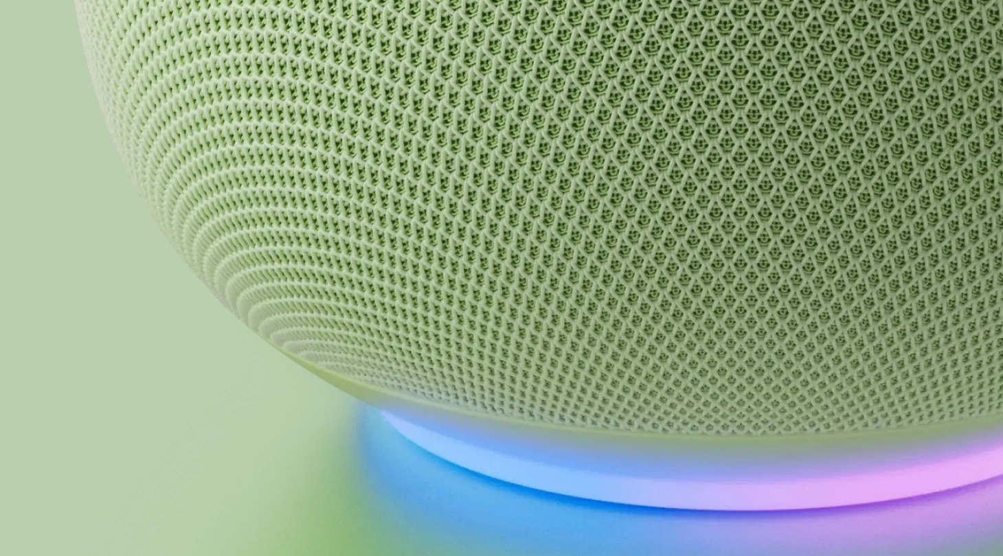 Google Home Speaker — красивый дизайн и мощный звук не спасают от