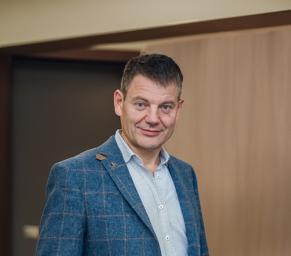 Косилов Михаил Рувимович после окончания НГУ занимался научной работой