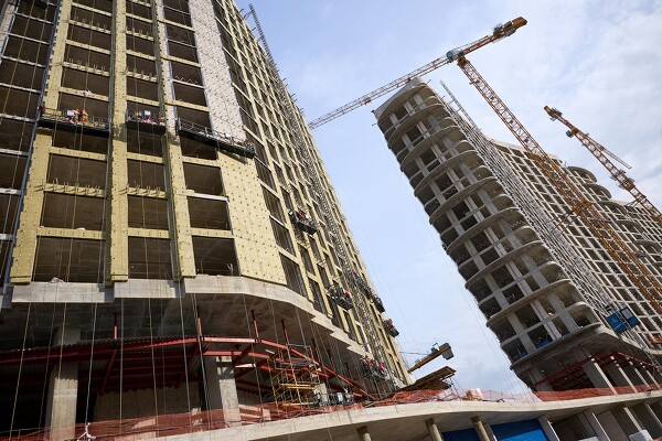 r6_3800_600x400.jpg