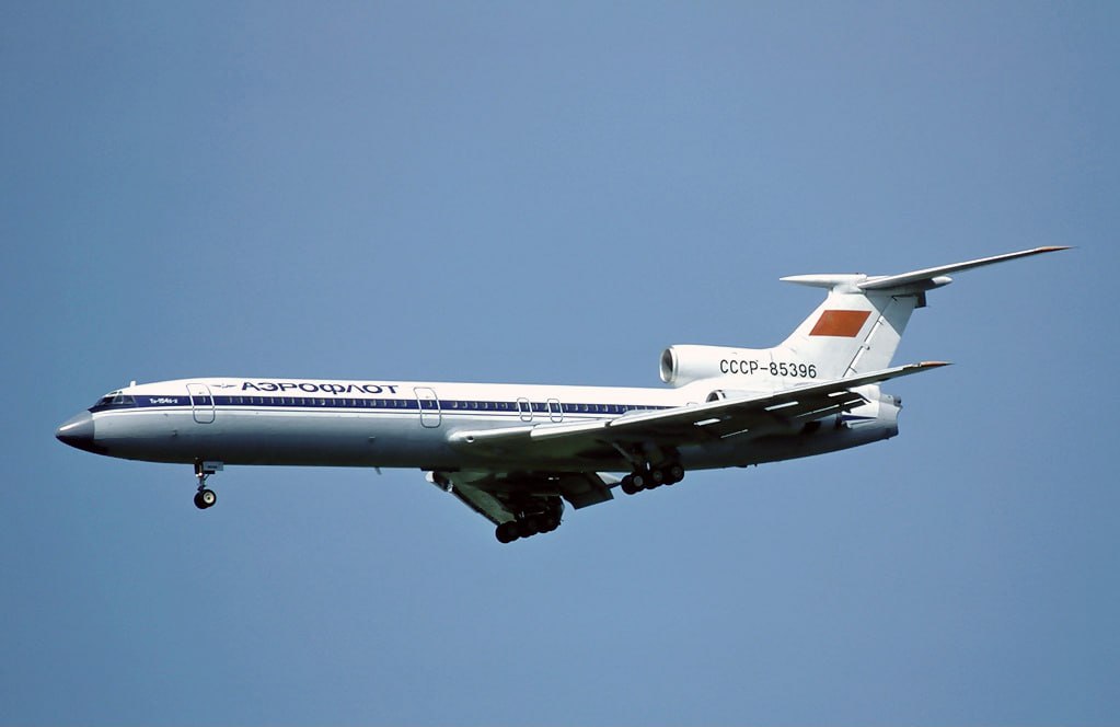 Ростех - ОАК Туполев ПАО - Ту-154 - советский и российский трёхдвигательный реактивный пассажирский авиалайнер и транспортный самолет