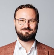 Петр Пашков