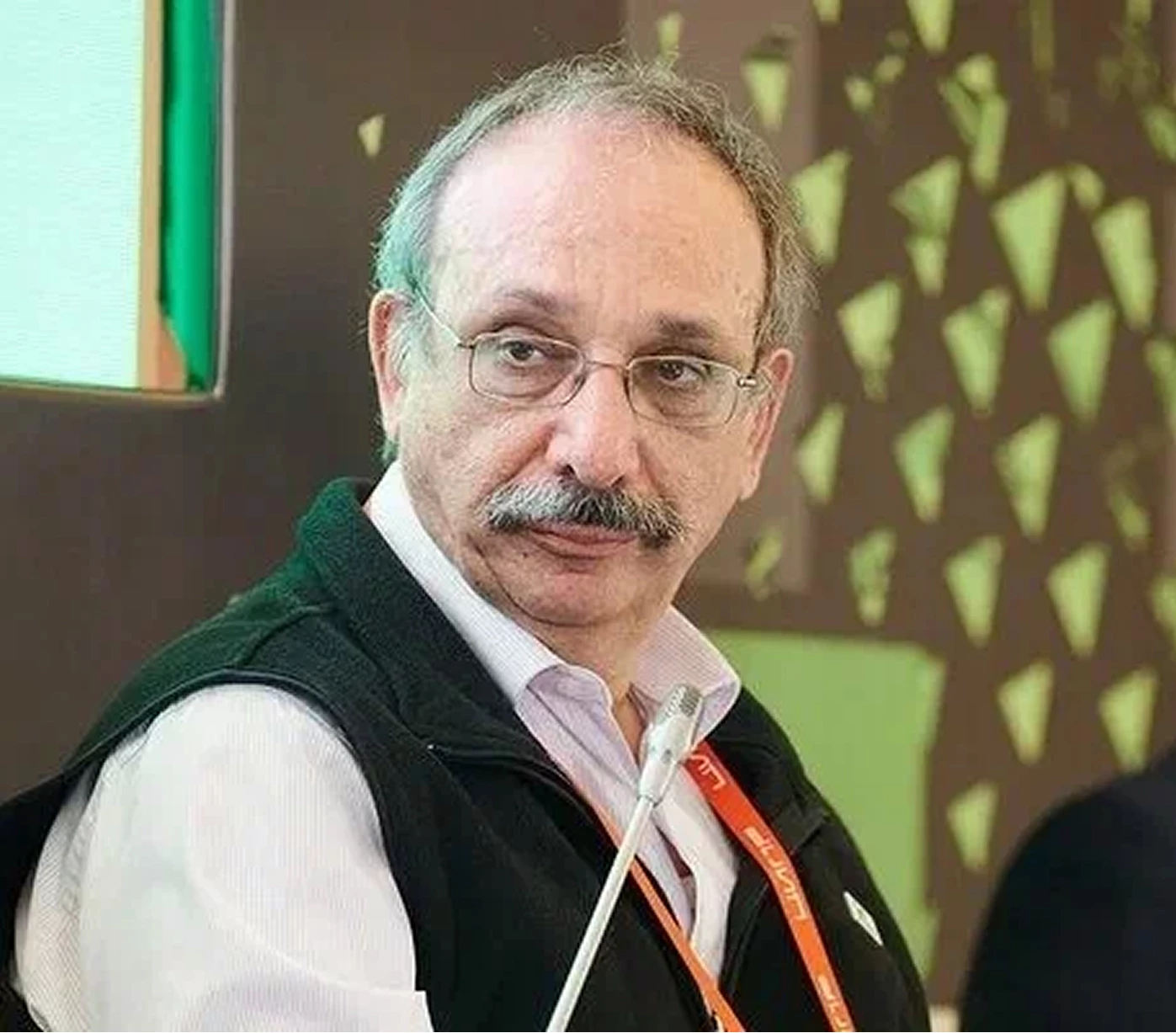 Борис Нуралиев