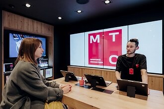 МТС осталась без яиц. Оператор меняет фирменный стиль впервые за 17 лет