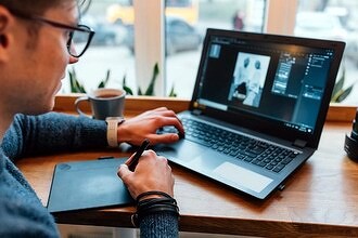 За старый Photoshop — под суд. Adobe завалит исками всех, кто пользуется ранними версиями ее ПО