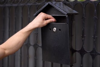 Хакеры воруют почтовые ящики Gmail и MS Outlook, чтобы рассылать от вашего имени фишинговые письма