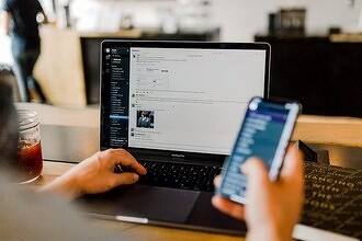 Придется учить английский. Slack отключает поддержку русского языка назло всем россиянам