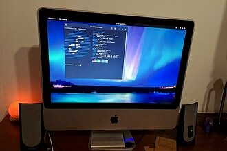 Любимый миллионами Linux превращается в Windows. Он будет следить за пользователями и сливать данные в США