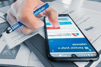 В России взлетели цены на смартфоны, но это никого не пугает. Граждане переходят на супердорогие мобильники