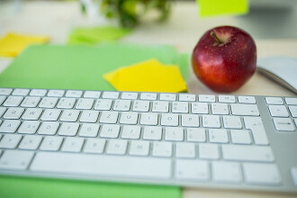 Apple запрещает российским фермерам использовать изображение яблока