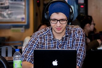 В России острая нехватка ИТ-безопасников и сетевых инженеров. Компании ищут их и не могут найти. Опрос