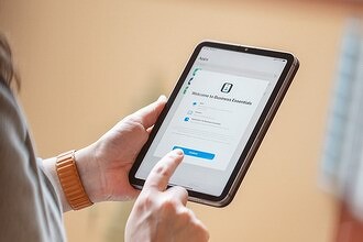 Apple может прекратить выпуск любимого миллионами iPad, лишь бы насолить Samsung. Замены ему нет во всем мире