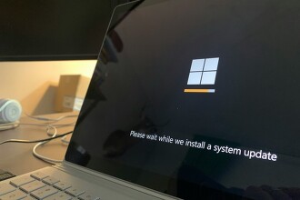Пытаясь починить «дыру» в Windows, Microsoft запретила загружать Linux на ПК