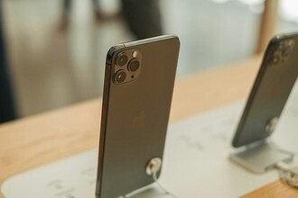 Кто не успел, тот переплатил. В России бешеный рост цен на иностранную электронику, особенно на iPhone