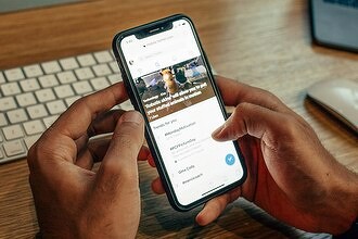 Россиянам не нужны новые смартфоны. Они годами пользуются старыми и не поддаются на уловки производителей. Опрос