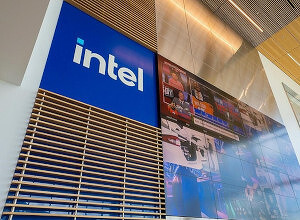 Intel платит своему гендиректору вдвое меньше, чем AMD своему