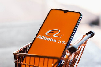 Китайская Alibaba больше не принимает рубли и не оформляет доставку в Россию