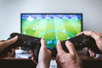 Власти ищут разработчика и производителя российской игровой приставки