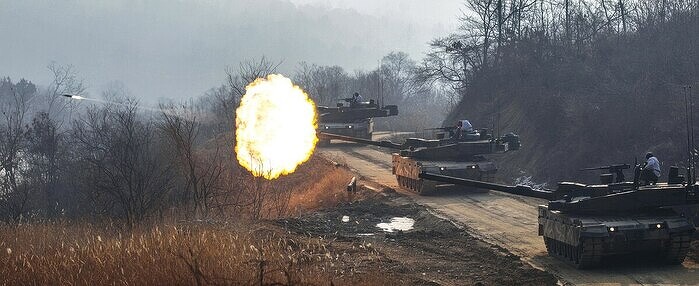 promotional_booklet_of_the_republic_of_korea_armed_forces_2019_-_k2_black_panther.jpg