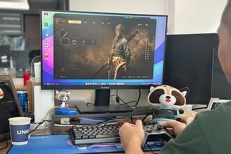 В Китае создана суверенная Windows на базе Debian Linux. Дизайн один в один, как у Windows 11, но никакой телеметрии Microsoft