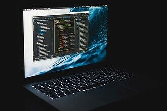 Россия под атакой финансовых мошенников и проправительственных хакеров-наемников