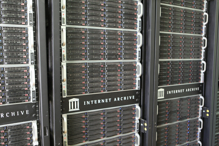 internetarchive700.jpg