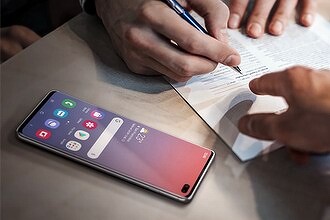 Samsung удаленно ломает смартфоны по всему миру при помощи суперкривого обновления. Спасения нет