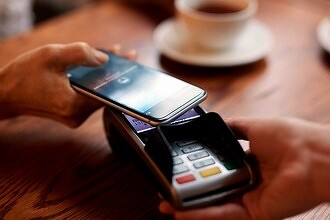 Можете не возвращаться. В России создан суверенный аналог Apple Pay и Google Pay без NFC. Засилье QR-кодов отменяется