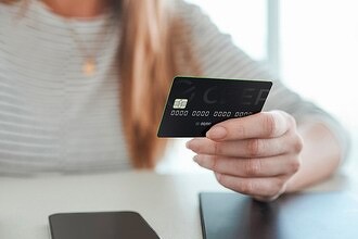 Карты Visa и Mastercard россиян перестанут работать. У них истекают сертификаты безопасности