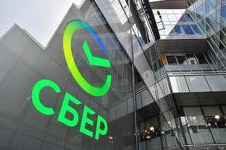 Санкции бесполезны. Россияне теперь могут сами устанавливать приложения Сбербанка на iPhone без риска удаления. Опрос