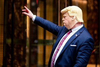 Китай получит миллиарды благодаря Трампу. Microsoft, Dell и HP заказали выпуск гигантских партий техники, пока он не стал у власти