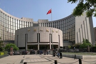 Китай блокирует платежи российских банков, попавших под новые американские санкции