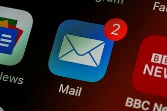 В России пошел на спад спам в SMS-сообщениях и E-mail. Рассылки и мошенники уходят в мессенджеры