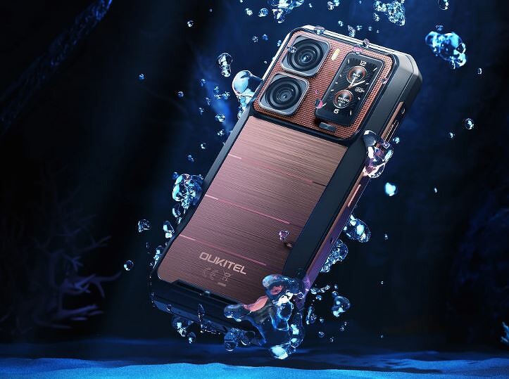 Вышел уникальный смартфон класса 4 в 1, который работает почти вечно. У него несуразно огромный аккумулятор и толстый корпус