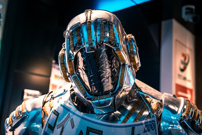 robot-700.jpg