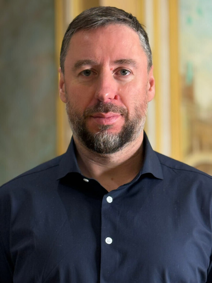 vladislav_bakalchuk700.jpg