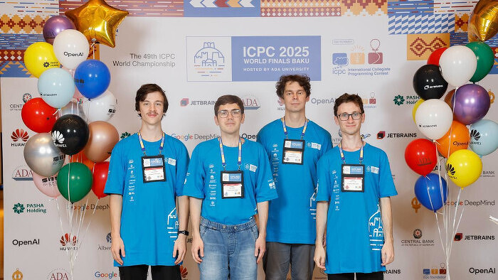 Российские студенты выиграли престижный чемпионат по программированию. Их конкурентами были представители лучших вузов планеты