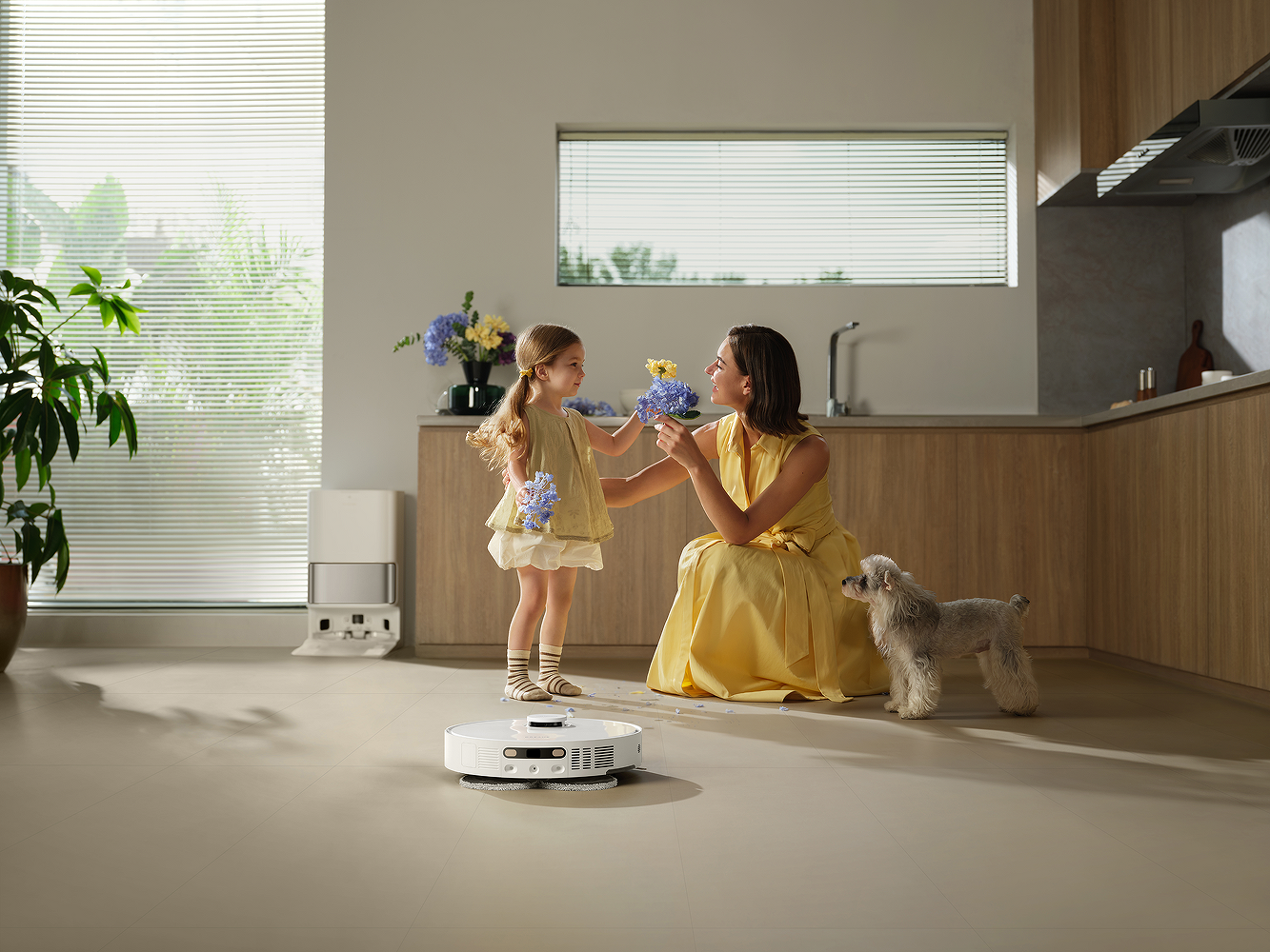 Робот пылесос Dreame D30 Ultra с интеллектуальной док-станцией поступил в продажу в России