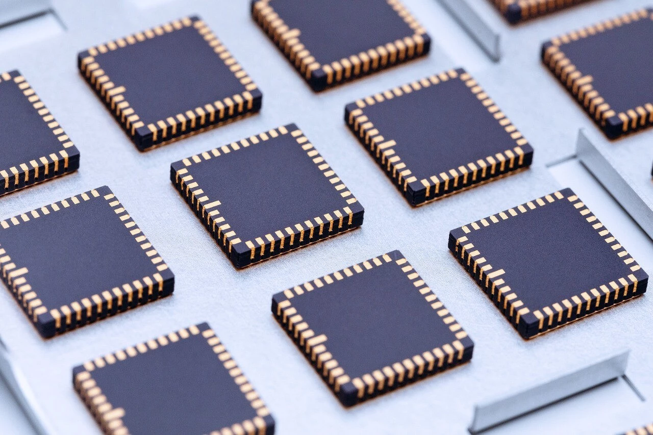 Создатель российского литографа открыл площадку для корпусирования микросхем