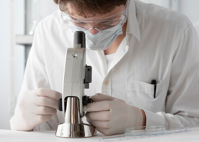 microscope_700.jpg