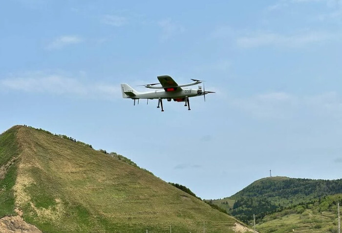 dron700.jpg