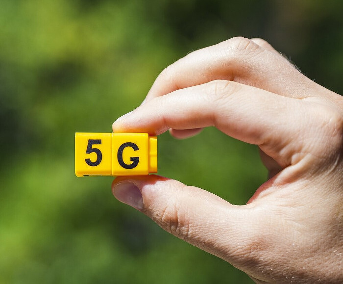 5g700.jpg