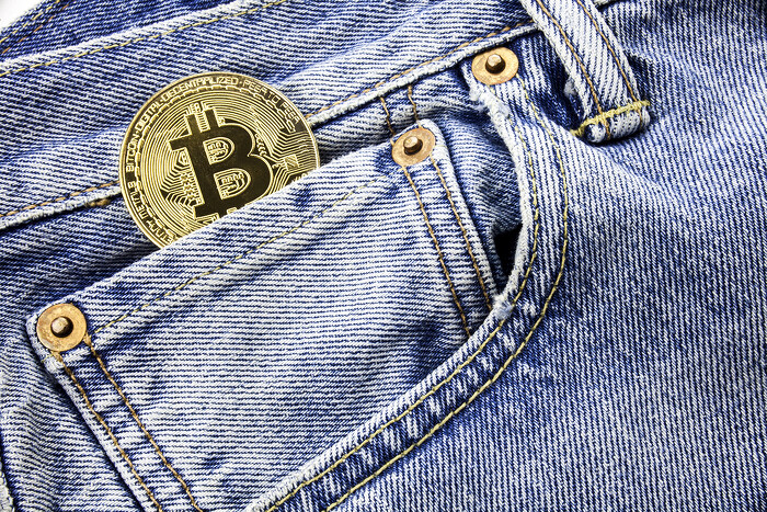 bitcoin_700.jpg