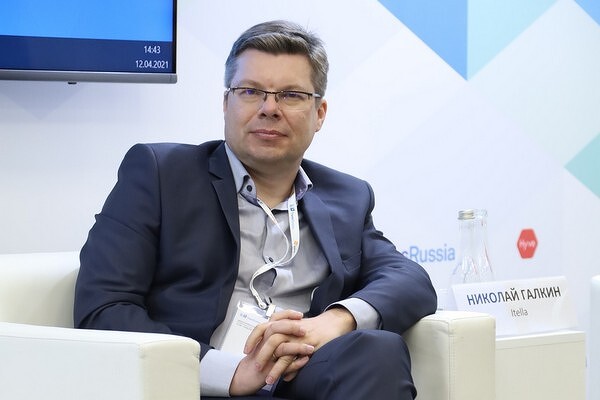  Николай Галкин, «Кофемания»: Когда коллеги  в стороннем мессенджере обмениваются документами, они их дарят всему миру 
