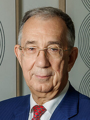 Тигран Погосян