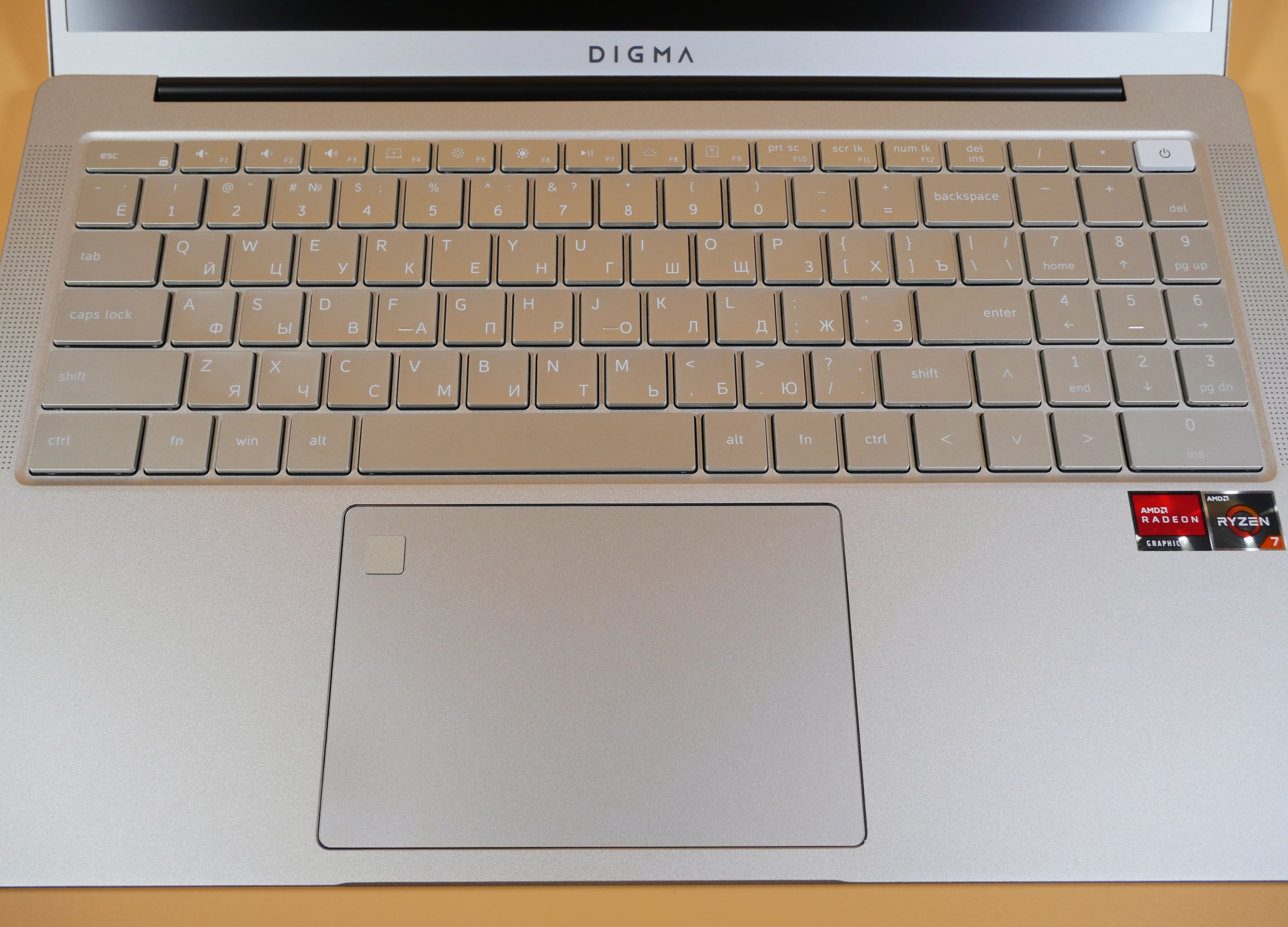 Ноутбук Digma Pro Sprint m Grey dn15r7-8cxw01.